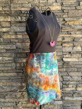 Load image into Gallery viewer, Women’s Large Geode Bodycon Mini Skirt in ‘Rooster’

