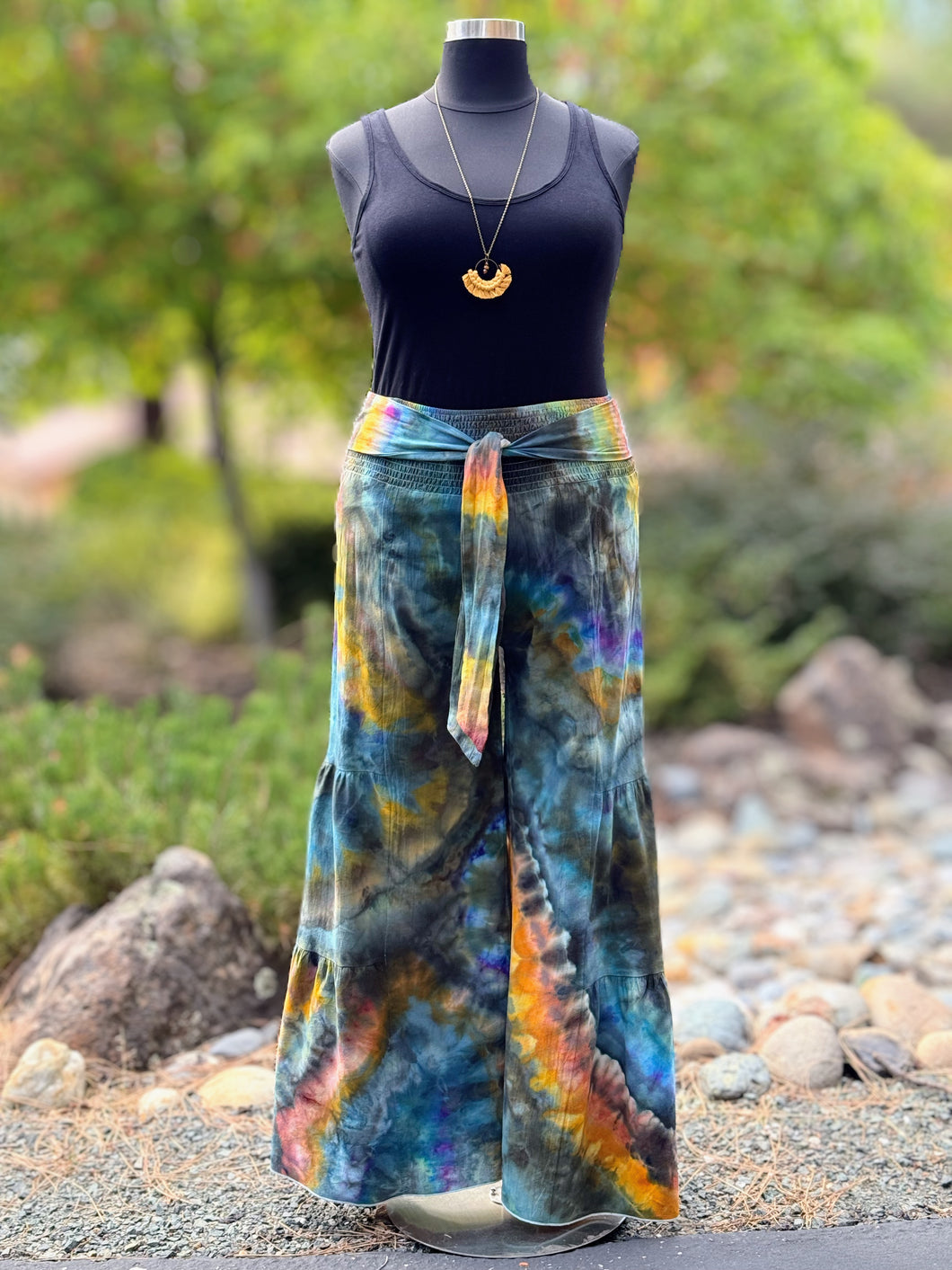 Women’s 2X Geode High-Rise Wide-Leg Tiered Pull-On Flared Pants with Tie in ‘Labroadorite’