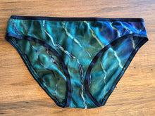 Load image into Gallery viewer, Women’s Large Reverse Geode Undies in ‘Abalone’
