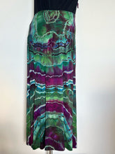 Load image into Gallery viewer, Women’s XL Reverse Geode Maxi Skirt with Pockets in ‘Emerald Berry’
