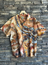 Load image into Gallery viewer, Men’s XL 100% Rayon Geode Button Up Short Sleeved Shirt in ‘Turkey Tail Mushroom’
