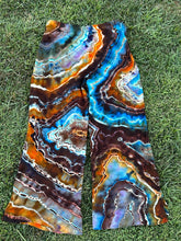 Load image into Gallery viewer, Women’s Medium Reverse Geode 100% Rayon Slit Leg Palazzo Pants in ‘Desert Springs’
