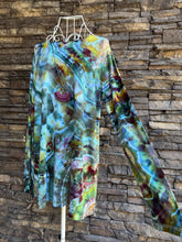 Load image into Gallery viewer, Women’s Medium Geode Luxe Long Sleeved Tunic in ‘Forest Fairy’
