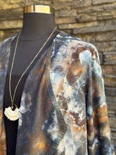 Load image into Gallery viewer, Women’s XL Geode Open Front 100% Lyocell Jacket in ‘Turkey Tail Mushroom’
