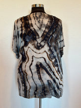 Load image into Gallery viewer, Custom Geode ‘Turkey Tail Mushroom’  Kimono and Reverse Geode Maxi Dress for Pamela
