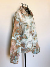 Load image into Gallery viewer, Women’s Medium Loose Geode Cropped Utility Jacket with Pockets  in ‘Wild Thing’
