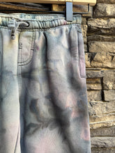 Load image into Gallery viewer, Youth 5T Gymboree Reverse Dyed Sweatpants in ‘Raven’
