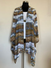 Load image into Gallery viewer, Women’s L-3X Handsewn Rayon Challis Kimono Duster in ‘Pewter Twist’
