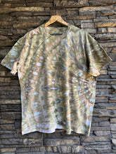 Load image into Gallery viewer, Men’s 2XL T-Shirt in ‘Pewter’
