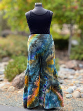 Load image into Gallery viewer, Women’s 2X Geode High-Rise Wide-Leg Tiered Pull-On Flared Pants with Tie in ‘Labroadorite’
