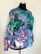 Load image into Gallery viewer, Custom Geode Sweatshirt in ‘Tide Pool’ for Shannon
