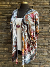 Load image into Gallery viewer, Women’s XL Geode Kimono in ‘Pinot Sage’
