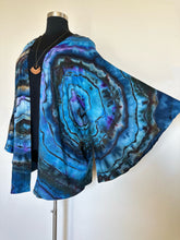 Load image into Gallery viewer, Women’s XL/XXL Reverse Geode Hand-sewn Bell Sleeved Kimono with Pockets in ‘Midnight Sapphire’
