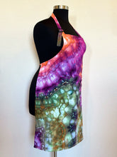 Load image into Gallery viewer, Adult Geode Apron with Pockets in ‘Allen’s Hummingbird’
