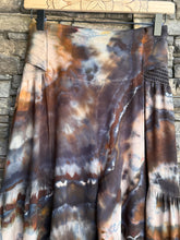 Load image into Gallery viewer, Women’s Medium 100% Viscose Geode Tiered Flared Leg Pull-On Pants with Tie in ‘Turkey Tail Mushroom’
