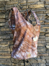 Load image into Gallery viewer, Women’s XL V-Neck Ribbed Cropped Geode Tank Top in ‘Iron Rust’
