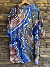 Load image into Gallery viewer, Men’s XL Geode 100% Rayon Button Up Short Sleeved Shirt in ‘Midnight Canyon’

