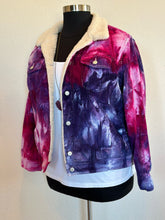 Load image into Gallery viewer, Women’s XXL Corduroy Sherpa Lined Jacket in ‘Amethyst’
