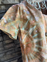 Load image into Gallery viewer, Women’s Large V-Neck Side Spiral T-Shirt in ‘Wild Thing’
