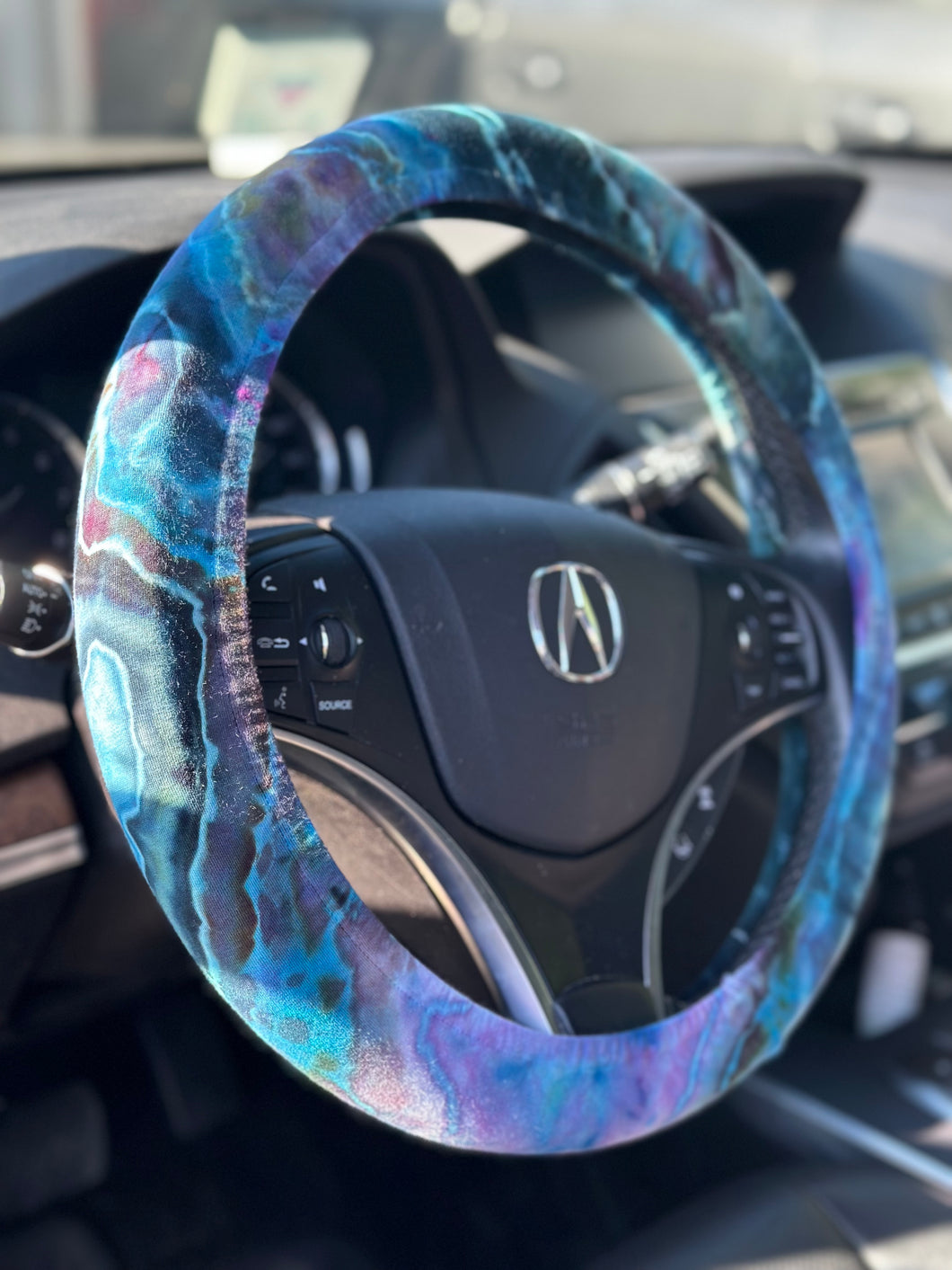 Custom Geode Steering Wheel Cover for Suzie