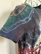 Load image into Gallery viewer, Women’s Petite Large Reverse Geode T-Shirt in ‘Pinot Sage &amp; Teal’
