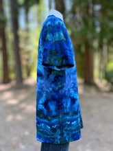 Load image into Gallery viewer, Men’s Large Tall (may even fit an XL!) Geode T-Shirt in ‘Deep Sea Dream’
