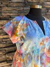 Load image into Gallery viewer, Women’s Large Geode Linen/Rayon Short Sleeve Babydoll Dress with Pockets in ‘Bird Song’
