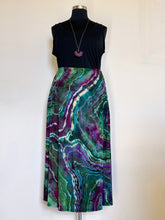 Load image into Gallery viewer, Women’s XL Reverse Geode Maxi Skirt with Pockets in ‘Emerald Berry’
