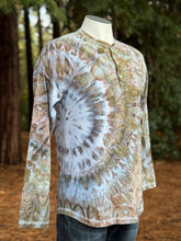 Load image into Gallery viewer, Men’s Large Long Sleeved Henley in ‘Pewter’

