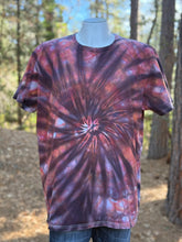 Load image into Gallery viewer, Men’s XXL (maybe more like an XL) T-Shirt in ‘Black Opal Spiral’
