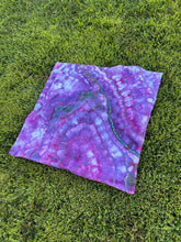 Load image into Gallery viewer, Geode Dish Towel in ‘MindBender’
