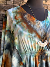 Load image into Gallery viewer, Women’s One Size Plus Geode 100% Rayon Ibiza Caftan in ‘Boulder Turquoise’
