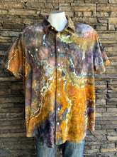 Load image into Gallery viewer, Men’s 2XL Geode Knit Button-up Short Sleeved Shirt in ‘Maligano Jasper’
