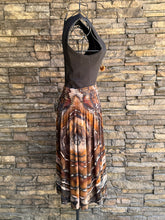 Load image into Gallery viewer, Women’s Large Geode Knee Length Skirt with Ruched Waistband &amp; Pockets in ‘Turkey Tail Mushroom’

