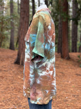 Load image into Gallery viewer, Men’s XL Short Sleeve Button Up Shirt in ‘Woodland Camo’
