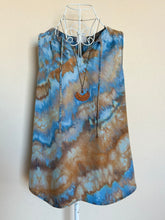 Load image into Gallery viewer, Women’s Medium Chambray Tank Top in ‘Blue Gray Twist’
