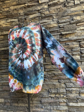 Load image into Gallery viewer, Women’s Medium Oversized 100% Organic Cotton Burt’s Bees Spiral Sweatshirt in ‘Pinot Sage &amp; Teal’
