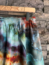 Load image into Gallery viewer, Women’s Large (fit like a medium) Geode Rayon Split Leg Pull-on Pants in ‘Rooster’
