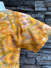 Load image into Gallery viewer, Men’s Large Spiral T-Shirt in ‘Golden Sunshine’
