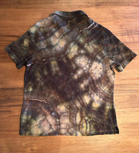 Load image into Gallery viewer, Men’s Large Geode Polo Shirt in ‘Fatigue Green’
