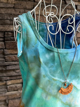 Load image into Gallery viewer, Women’s Medium Geode Tank Top in ‘Sand &amp; Sea’

