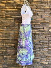 Load image into Gallery viewer, Women’s Size 6 Cotton Midi Wrap Skirt with Pockets in ‘Avalon’
