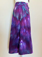 Load image into Gallery viewer, Women’s Medium Linen/Rayon Midi Button Front Skirt with Pockets in ‘Northern Lights’ Twist
