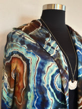 Load image into Gallery viewer, Women’s XL Reverse Geode Hooded Cardigan with Pockets in ‘Azurite’

