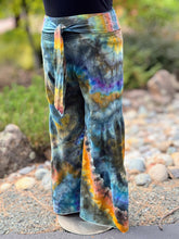 Load image into Gallery viewer, Women’s 2X Geode High-Rise Wide-Leg Tiered Pull-On Flared Pants with Tie in ‘Labroadorite’
