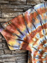 Load image into Gallery viewer, Men’s XL (runs big &amp; tall) Spiral T-Shirt in ‘Rattlesnake’
