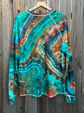 Load image into Gallery viewer, Men’s XL Geode Long Sleeved Henley in ‘Emerald Forest’
