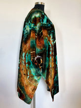 Load image into Gallery viewer, Custom Geode Bamboo Velour Kimono Duster in ‘Boulder Turquoise’ for Raina
