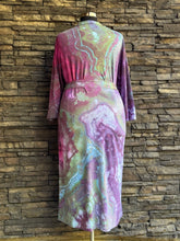 Load image into Gallery viewer, Women’s XL (14/16) Geode Robe in ‘Gypsy Skies’
