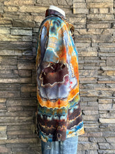 Load image into Gallery viewer, Men’s Medium Reverse Geode 100% Rayon Short Sleeve Button Up Shirt in ‘Midnight Jasper’
